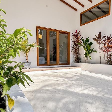 Villa Kudi Maldives Guest House 툴루스드후 외부 사진